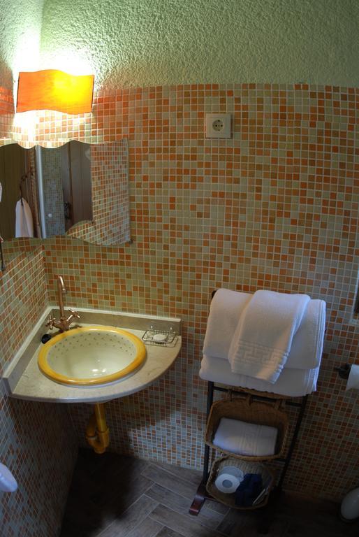 Apartamentos Rurales Ecopangea Valverde de la Vera Rum bild
